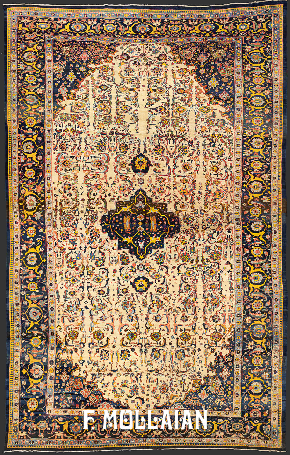 Over-size Hand knotted Heriz Antique Persian Carpet n°:12214792
